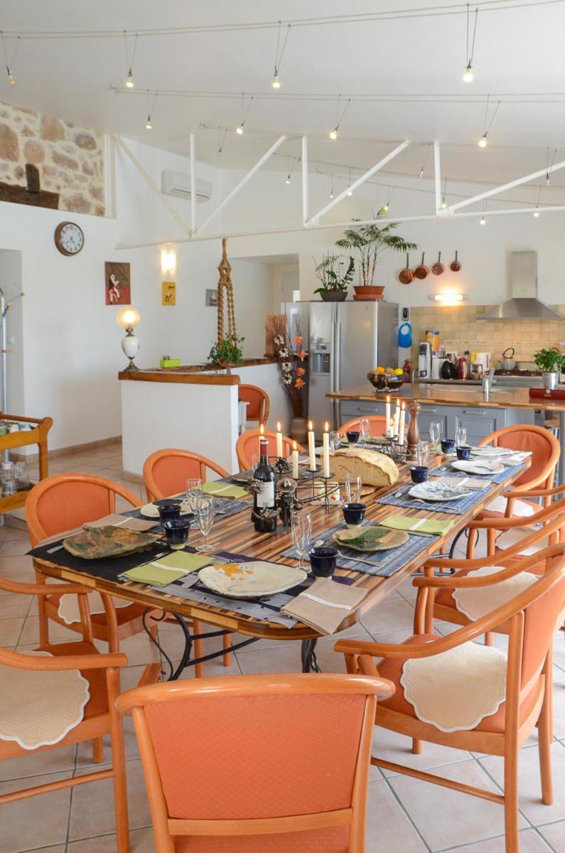 Domaine De La Moretie Cublac Extérieur photo